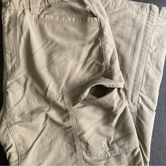 The North face Mens hiking pants, convertible, M regular - Picture 4 of 8